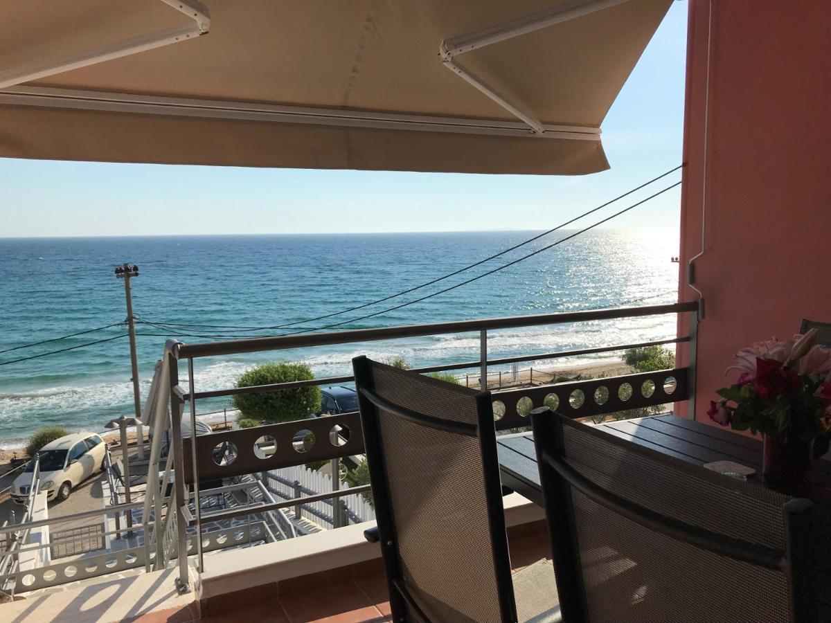 Seafront Lovely House - Kat'S Rentals Loutsa  Bagian luar foto